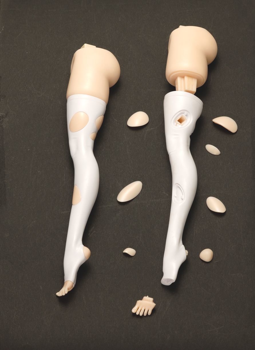 女神裝置「朱羅 忍者 模型家限定版 2/1比例模型」可自行上色、組裝 PVC 零件的特殊版本！