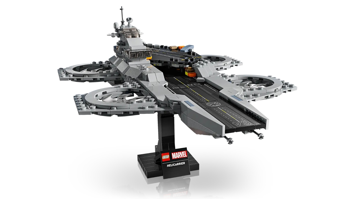 LEGO 76295「復仇者聯盟飛行航母」（The Avengers Helicarrier）跑道上有三片零件構成的昆式戰機！