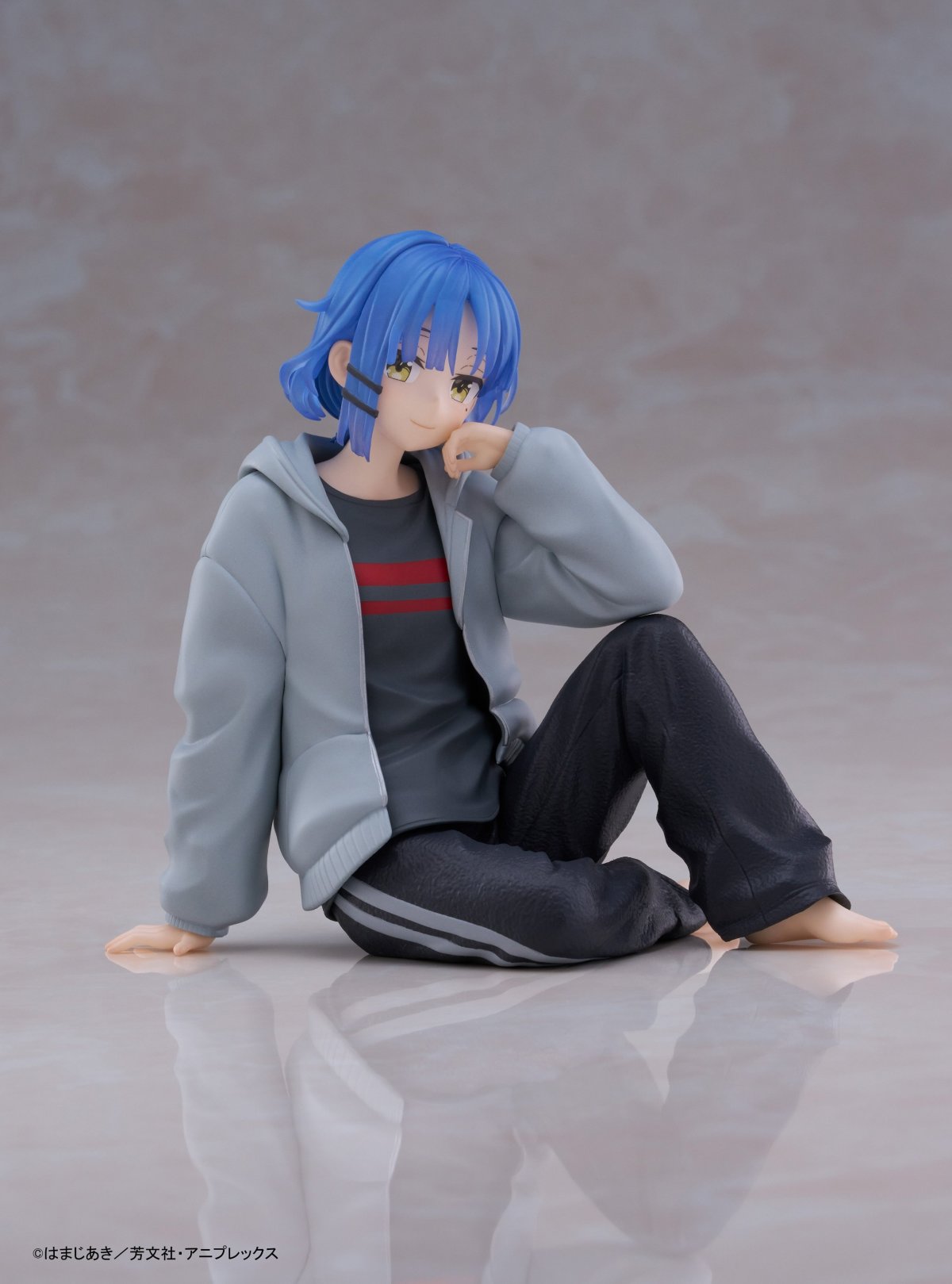 TAITO 景品『Desktop Cute《孤獨搖滾!》山田涼』,原創私服造型展現率性魅力!