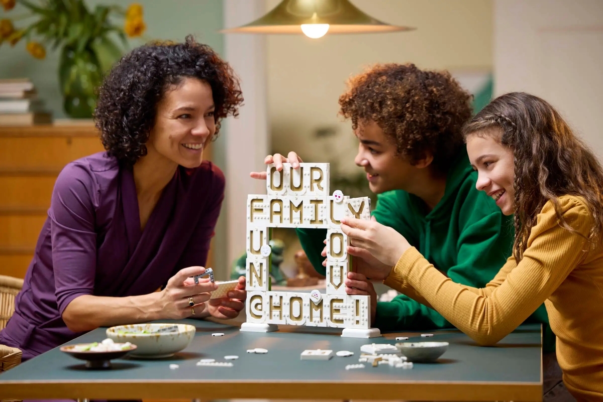 LEGO 41839「留言板」(Message Board)如果不好意思說出來、那就試試看用拼的!