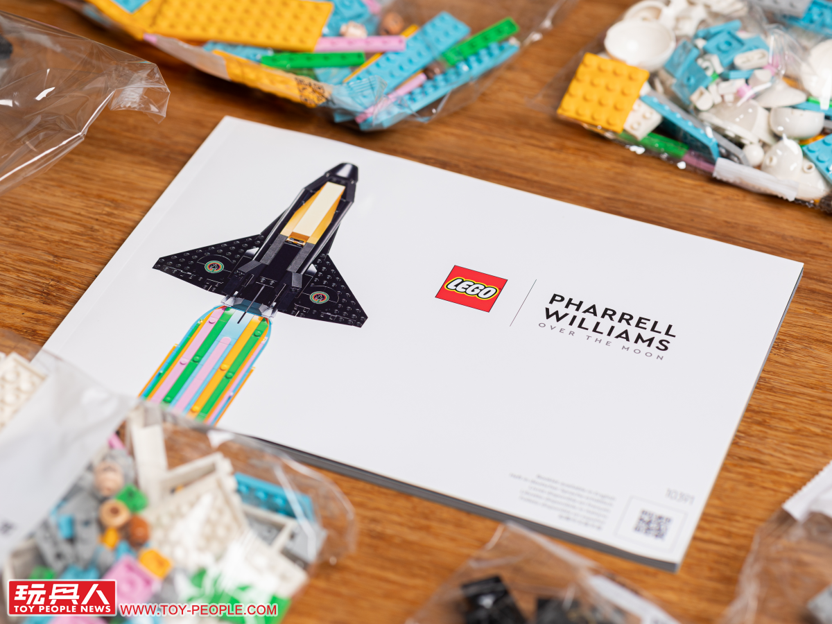 LEGO 10391 Icons 系列「與菲瑞·威廉斯飛越月球」開箱報告一共