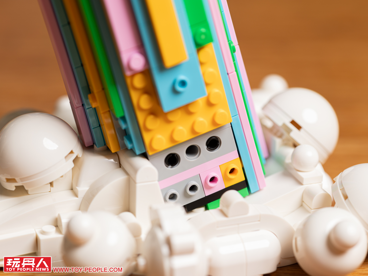 LEGO 10391 Icons 系列「與菲瑞·威廉斯飛越月球」開箱報告一共