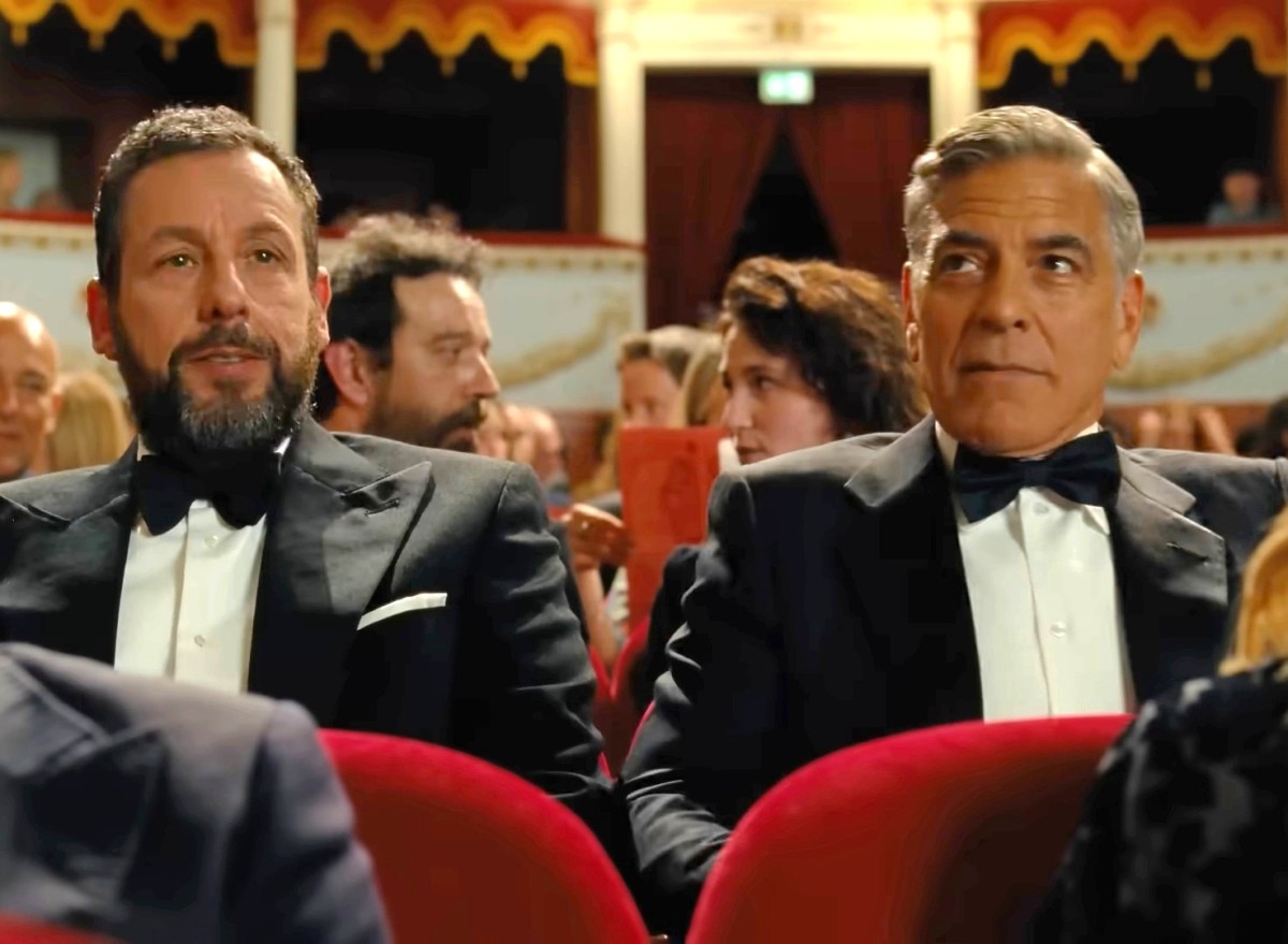 喬治克隆尼、亞當山德勒主演《影星傑凱利》全新預告公開！《芭比》編導夫妻檔傾情力作