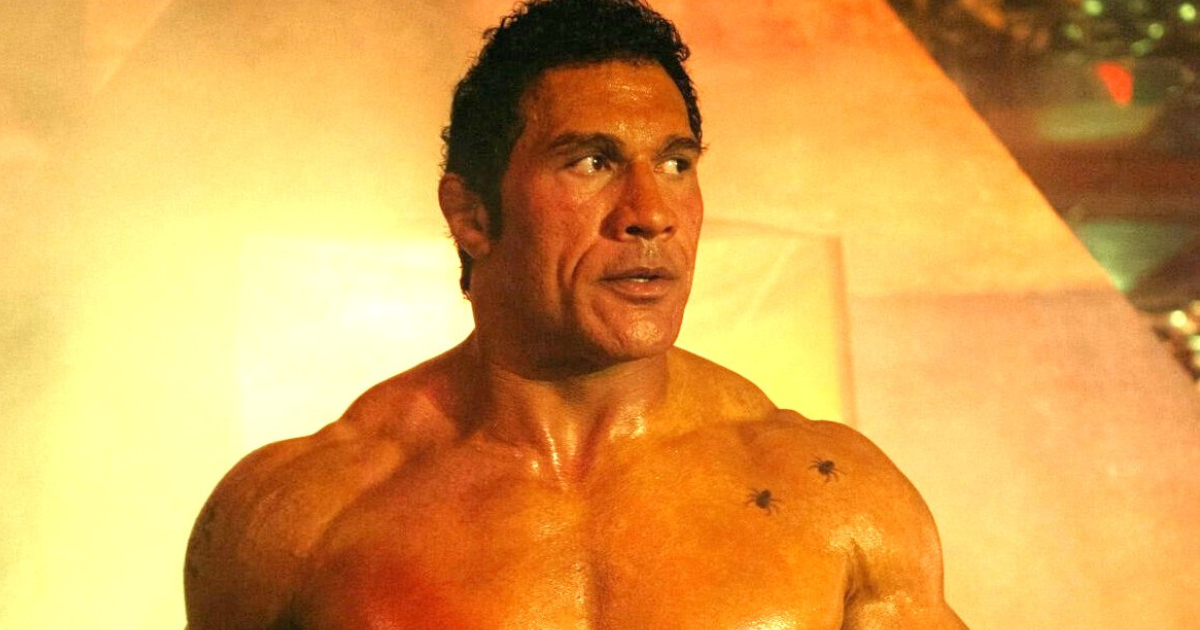 克里斯多夫諾蘭大讚巨石強森《重擊人生》演出：令人心碎，近年影壇最棒的表演！