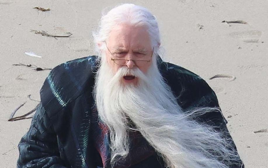 New "Dumbledore" Actor for "Harry Potter" Series Reveals J.K. Rowling Not Involved: "Many Advised Me Not to Take the Role"