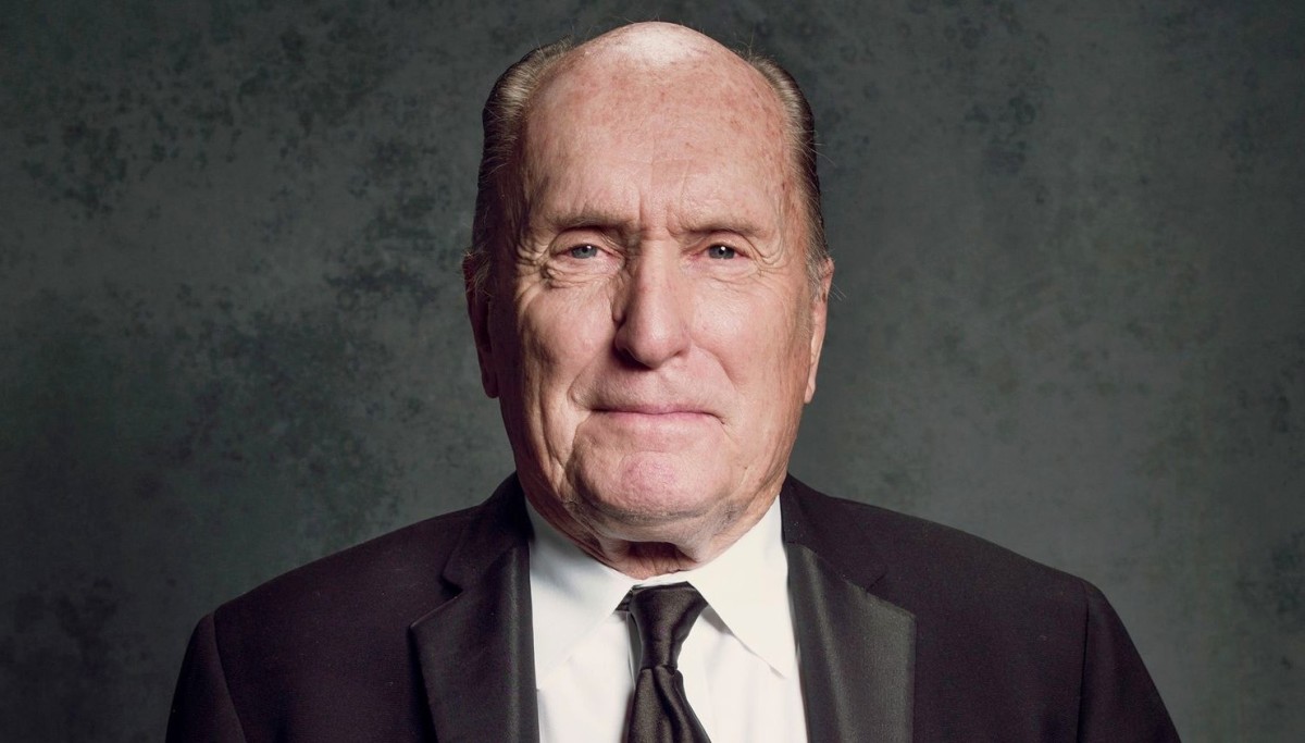 "The Godfather" Oscar Winner Robert Duvall Dies at 95; Al Pacino, Robert De Niro Mourn