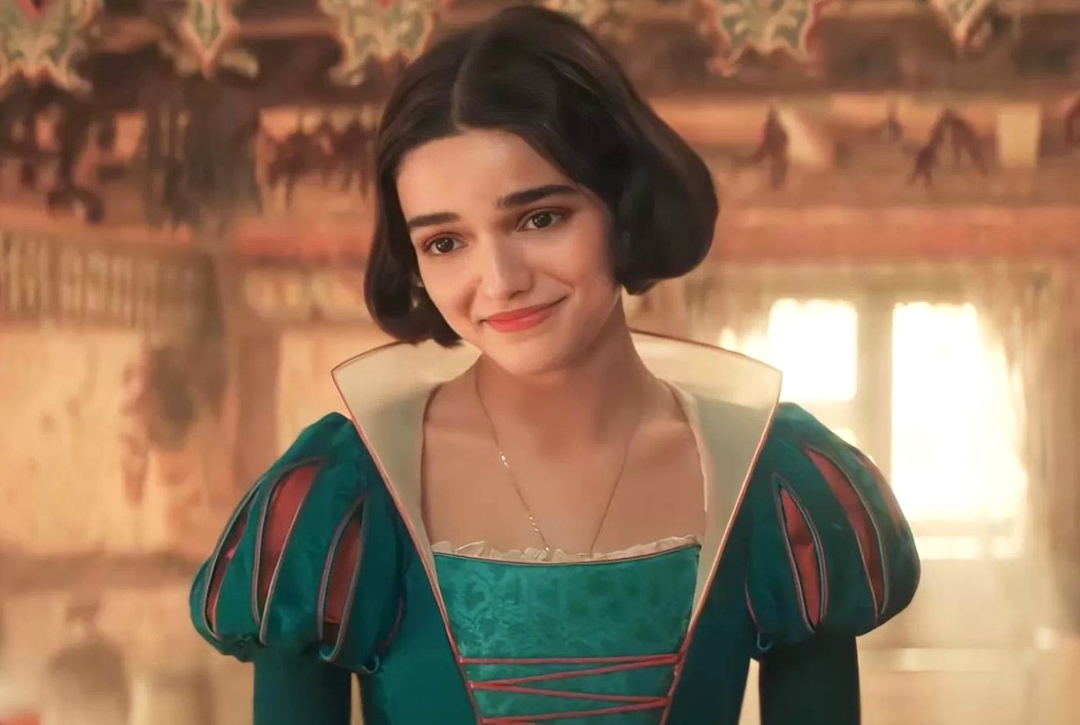 Live-Action "Snow White" Star Rachel Zegler Addresses Backlash: "I Refuse to Assimilate"; Admits She'd "Throw My Phone in the Ocean" If She Knew What Was Coming