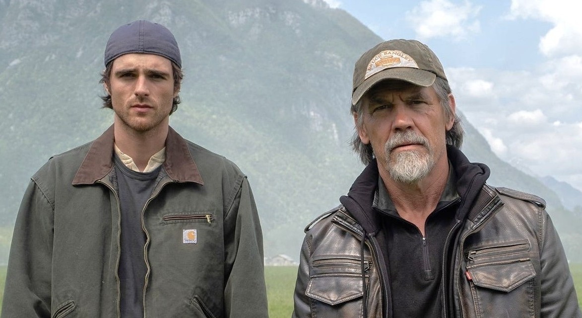 Ridley Scott's Post-Apocalyptic Film "The Dog Stars" Unveils First Stills; Critics Slam Early Screenings: "It's Time for Ridley to Retire"