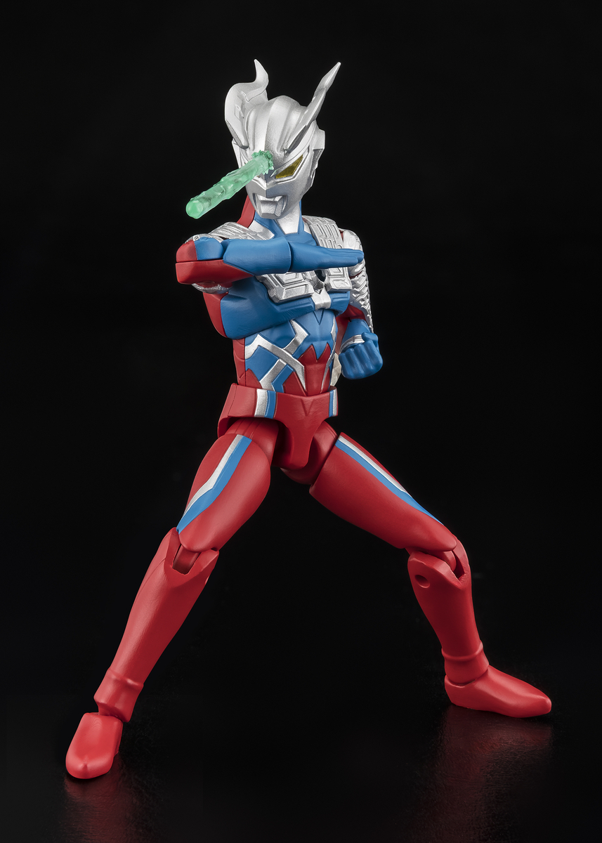バンダイ食玩『超動αウルトラマン15』60周年記念！完全新規造形の