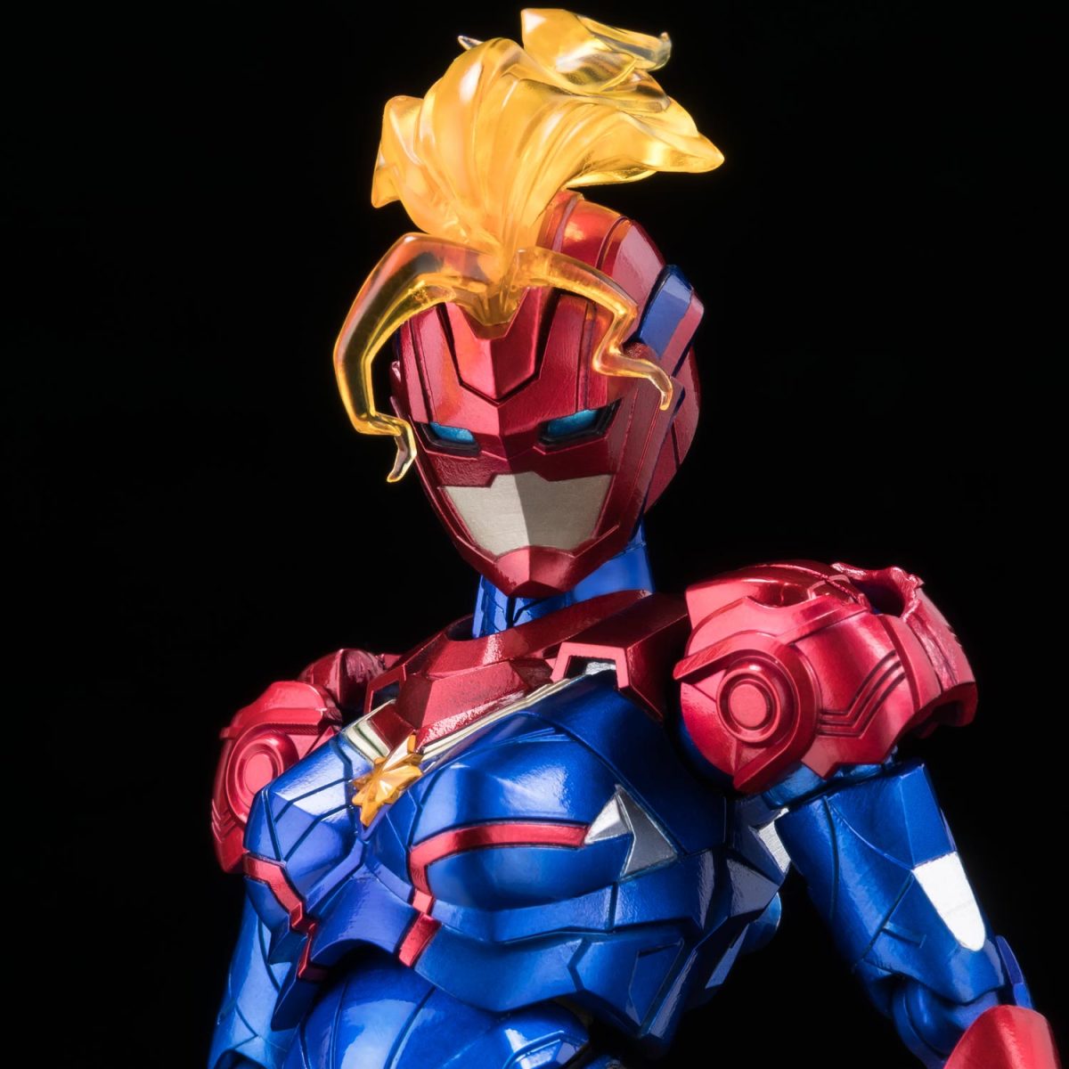 千値練「Fighting Armor キャプテン・マーベル」可動フィギュア