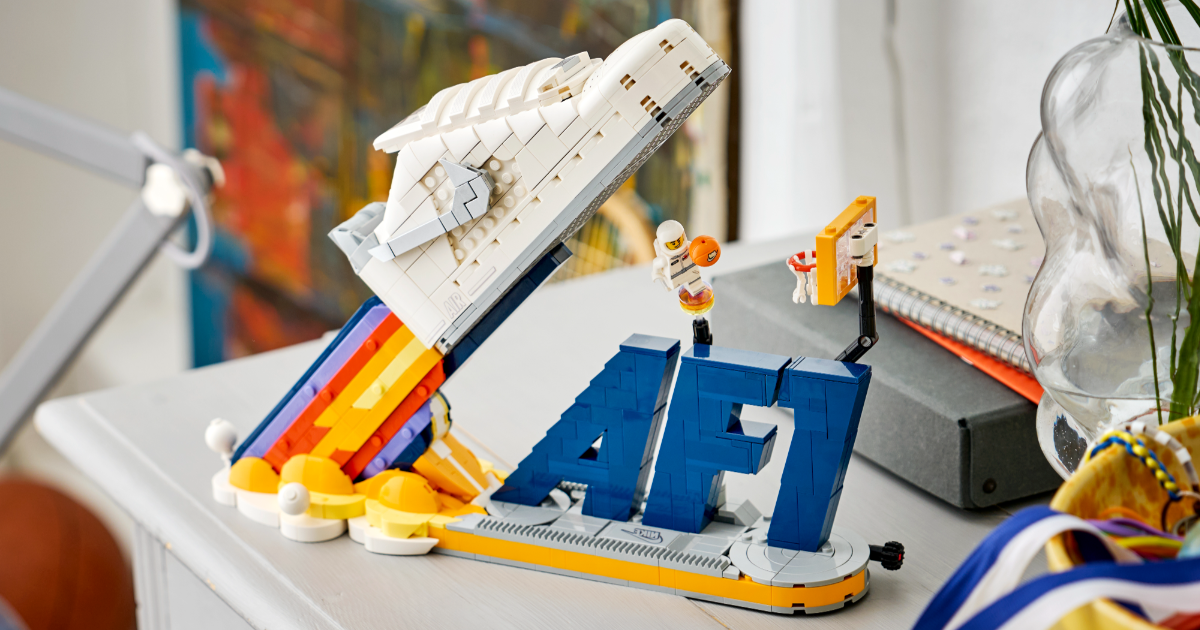LEGO 43026 Nike Air Force 1 x LEGO Set Unveiled: Classic Sneaker Blasts Off to the Moon with 360-Degree Dunking Astronaut!