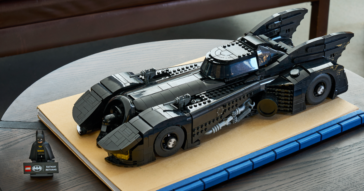 レゴ DC 76355『バットマン リターンズ バットモービル』が登場！ボタン一つで車体を分離し「バットミサイル」へ変形するギミックを初搭載！