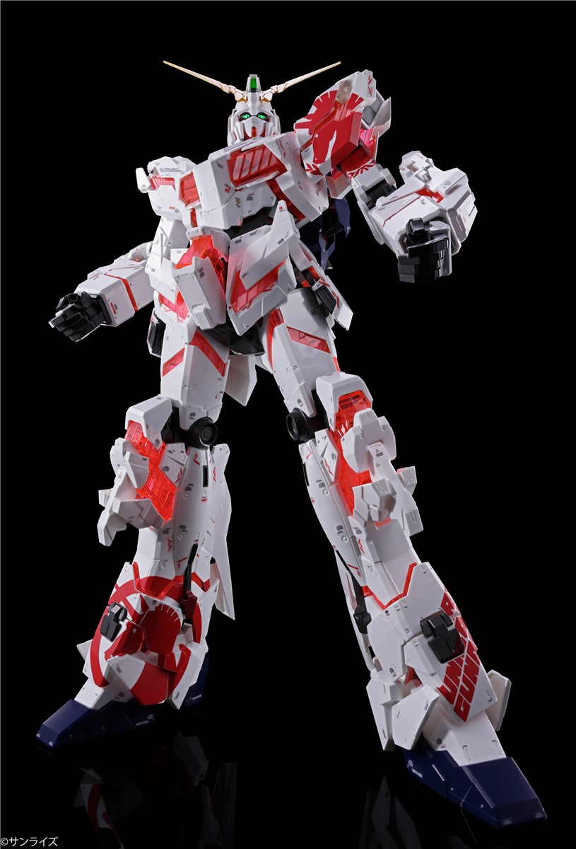 ガンダムベース限定「MEGA SIZE MODEL 1/48 ユニコーンガンダム Ver