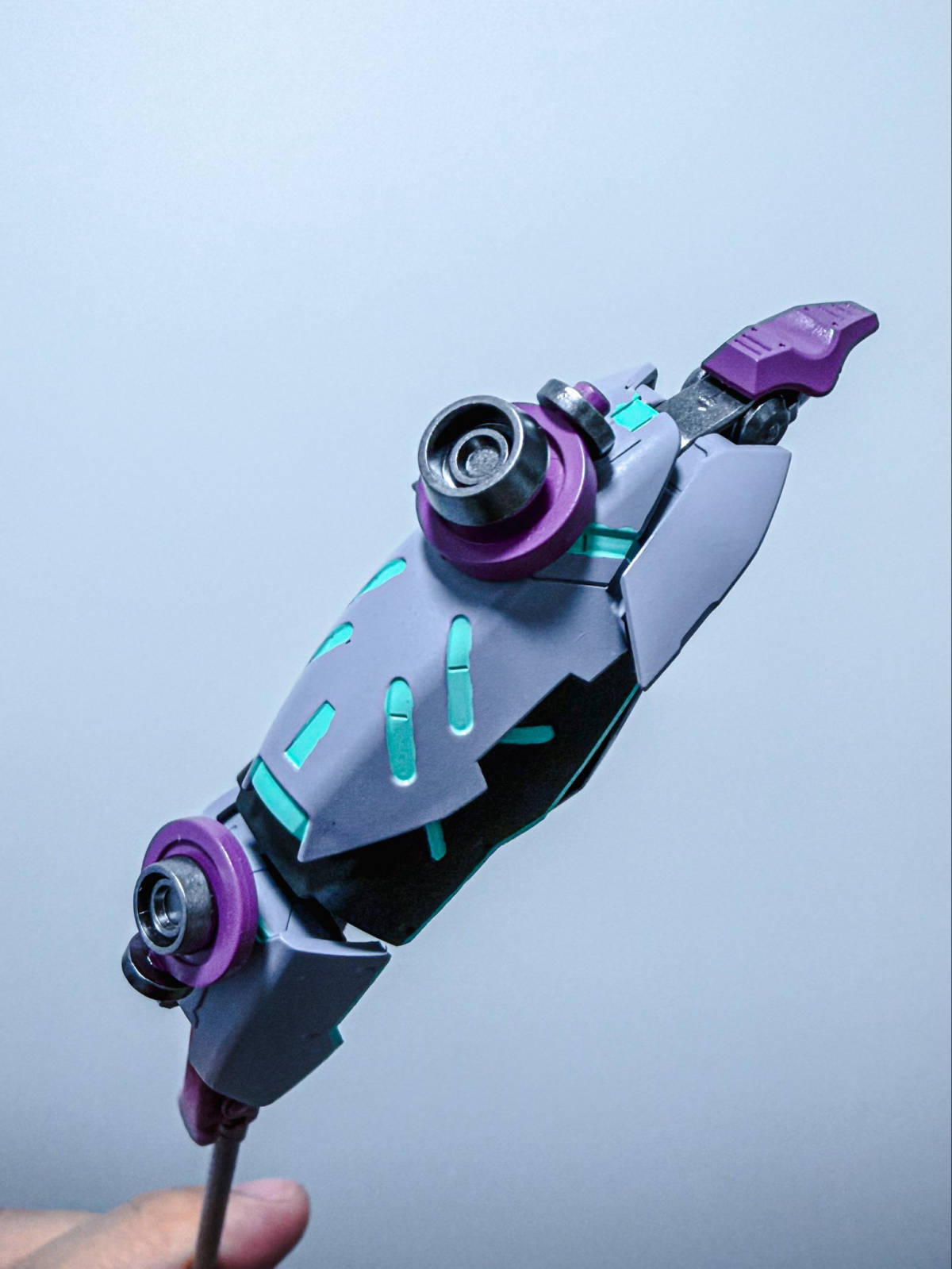 水星の魔女』「寂静零号」をXユーザーが完全再現！ 巨大モデルに電飾