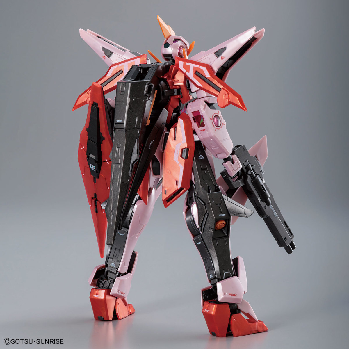 新劇場版☆ケロロ軍曹』×『機動戦士ガンダム』コラボ！ケロロロボMk-II