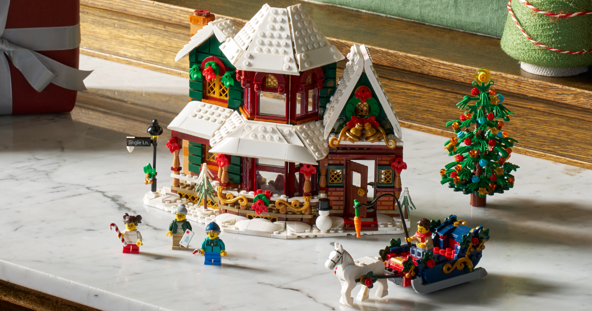 LEGO Icons 11387「ホリデーハウス」登場！光るクリスマスツリーと動く馬ぞりで冬の街並みを再現