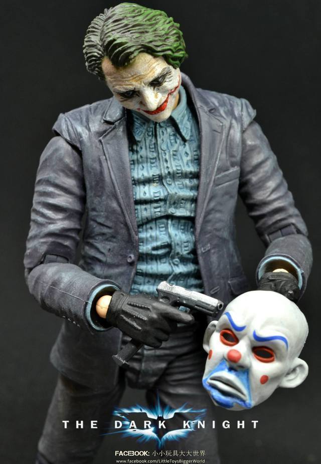 【小小玩具大大世界。投稿】[玩評] MAFEX - THE JOKER（BANK ROBBER Ver.）