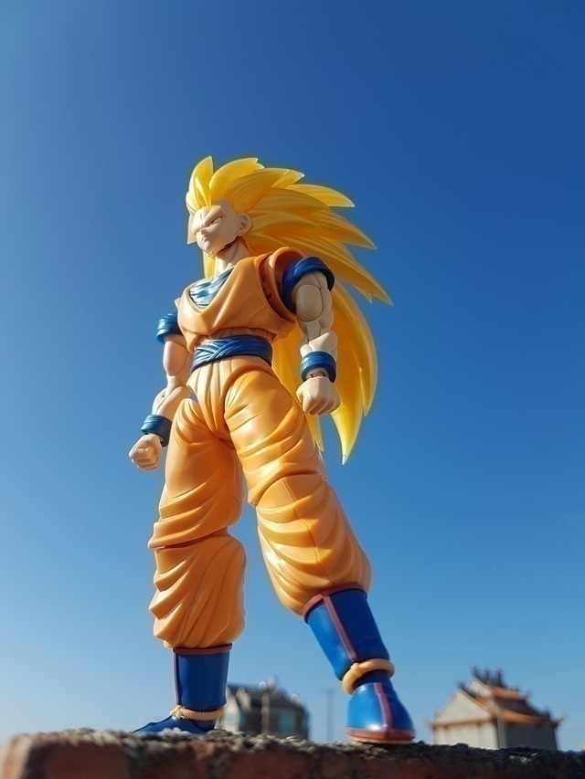 【玩具人。Turk Xie。投稿】超越超級賽亞人之後．．．Figure-rise Standard 超級賽亞人3 孫悟空