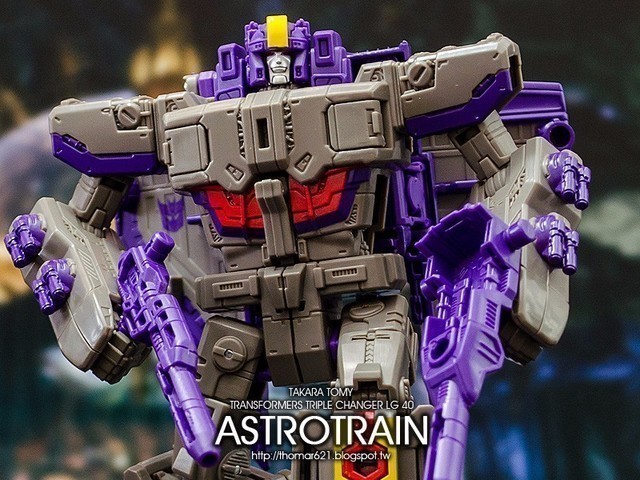 玩具心得：TAKARA TOMY TRANSFORMERS TRIPLE CHANGER LG 40 ASTROTRAIN 大火車